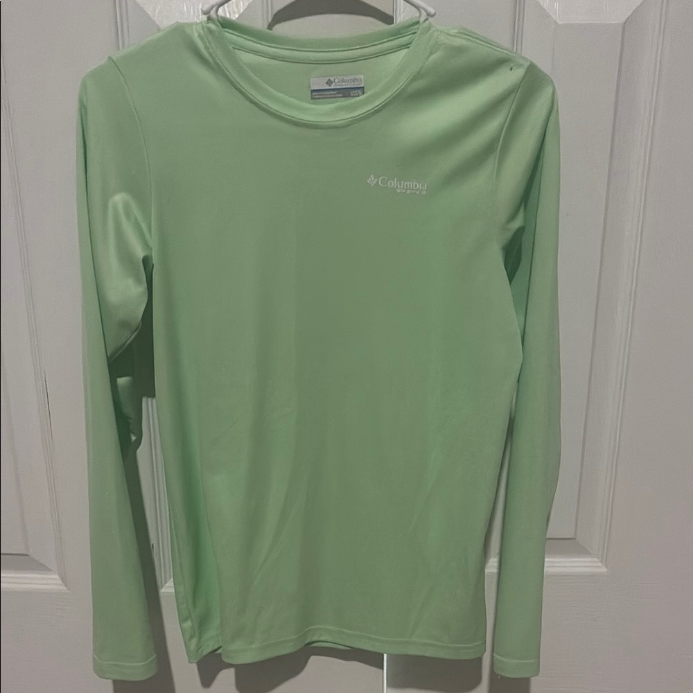 Columbia Light Green Long Sleeve Shirt